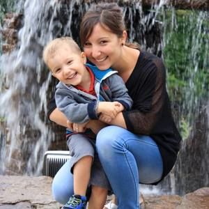 Meet your Posher, Mary-Ève